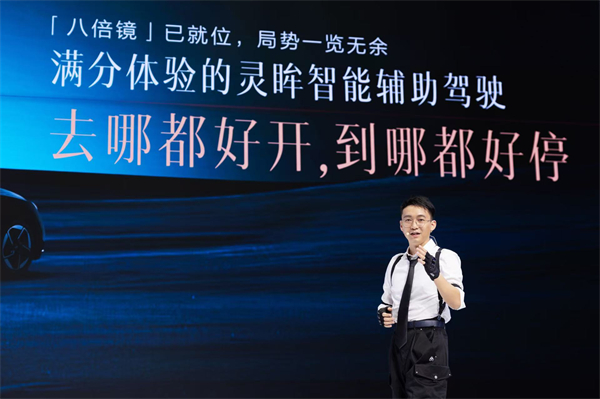 10.98萬元起！五菱星光2025款開啟預售，攜手《和平精英》打造年輕人的智能實戰利器！